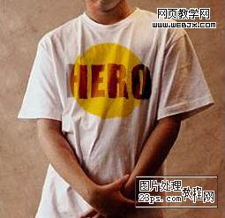 利用Photoshop给皱褶T恤添加图案