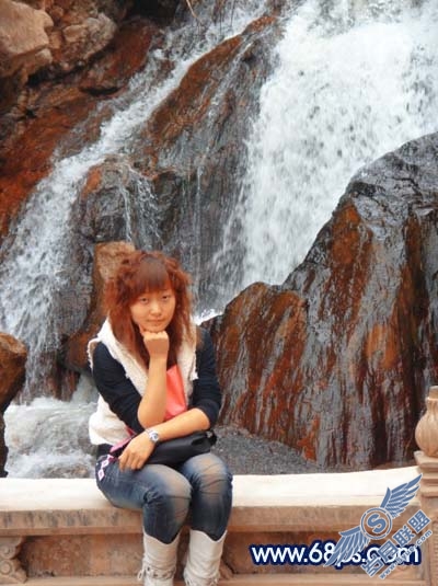 Photoshop调出外景人物照片淡水彩画效果