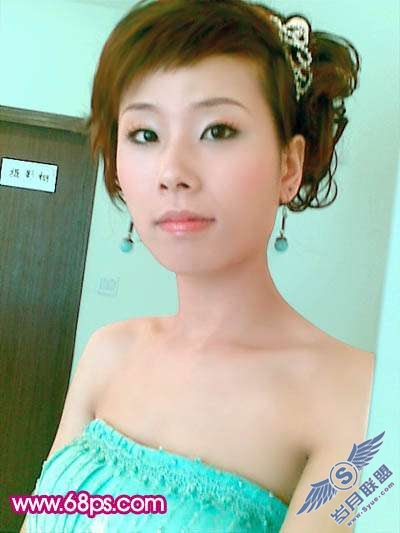 Photoshop照片处理:调出淡红质感肤色人物照片【图】_