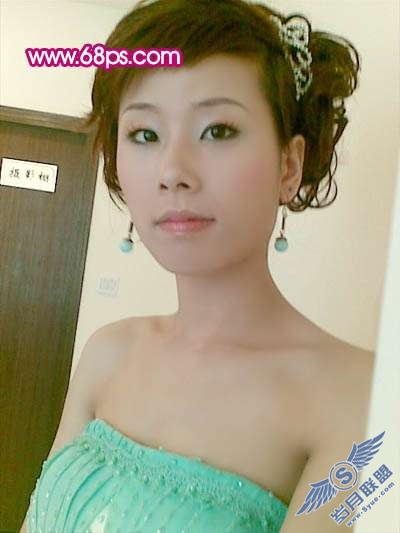 Photoshop照片处理:调出淡红质感肤色人物照片【图】_