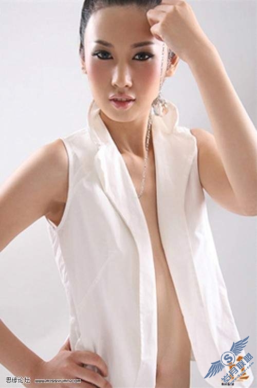 photoshop调出美女白皙冷酷效果