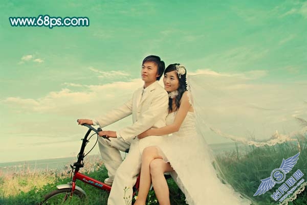 Photoshop调出外景婚片温馨的暖色调