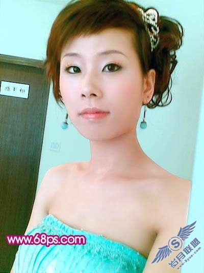 Photoshop照片处理:调出淡红质感肤色人物照片【图】_