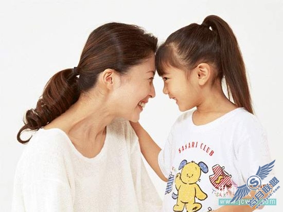 Photoshop教程:创意设计制作母女情深贺卡