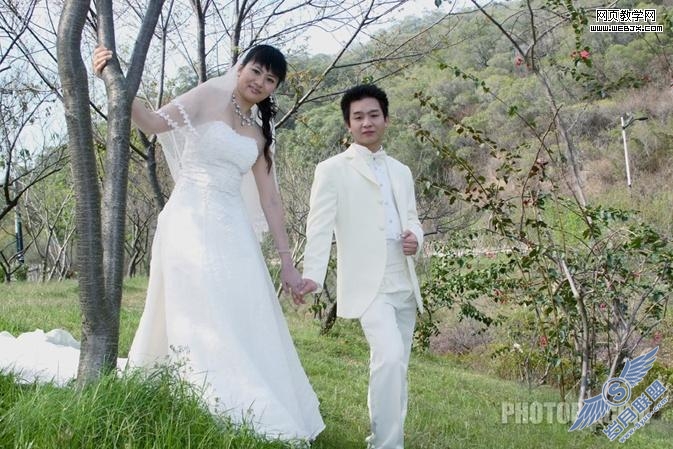 Photoshop调色:制作金秋色调婚纱照