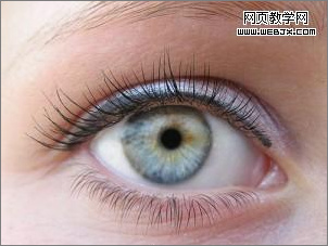 Photoshop美容教程:打造纤长卷翘的睫毛