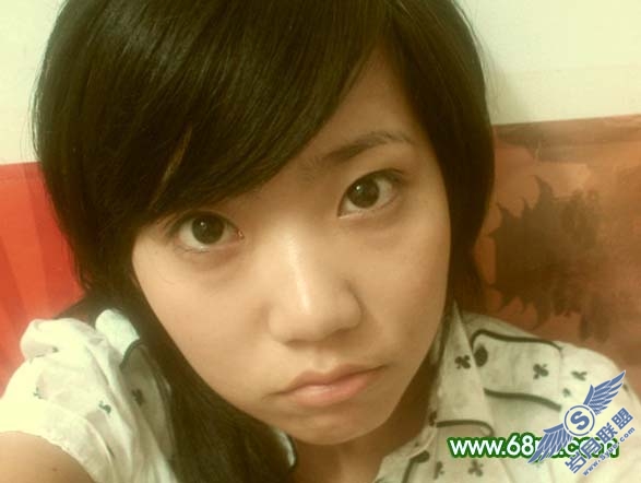 Photoshop为轻微偏蓝的人物照片磨皮及美化