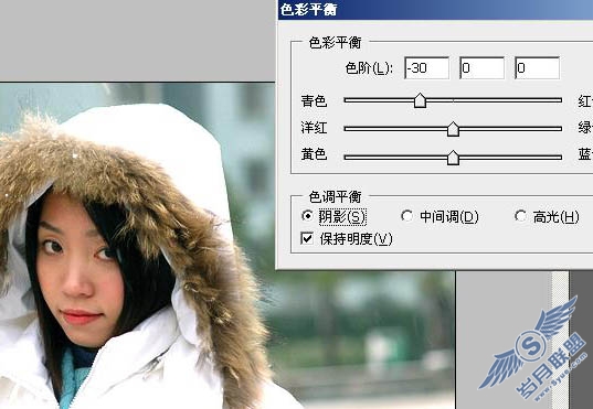 Photoshop给偏暗的影楼照片润色