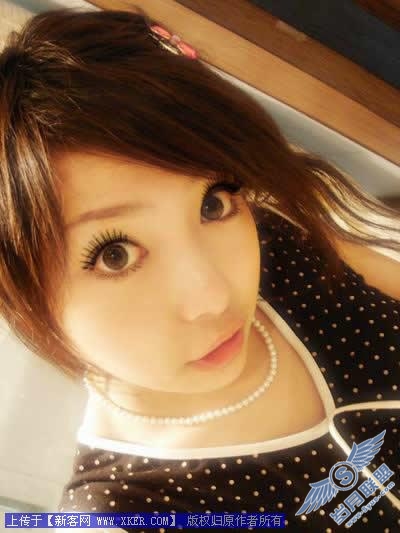 Photoshop把非主流美女的眼睫毛变长