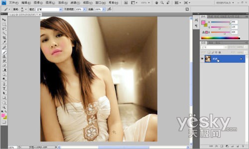 Photoshop照片处理:运用通道校色来美化MM照片