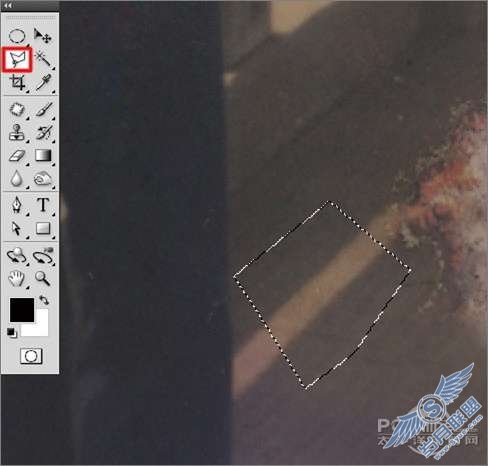 Photoshop<a href=http://www.syue.com/Digital/ target=_blank class=infotextkey>数码</a>暗房教程:修补破损的旧照片【图】_