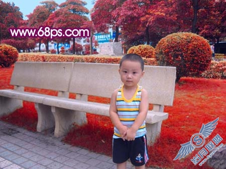 Photoshop调出儿童照片可爱的红紫色