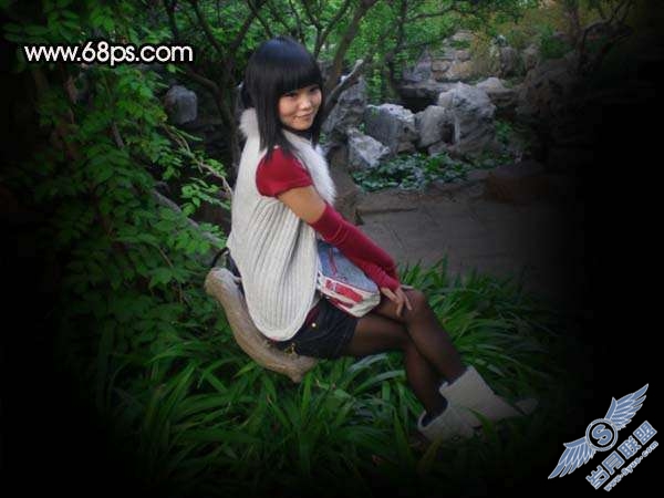 Photoshop照片处理:调出可爱暗红色的美女照片