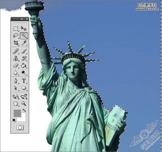 Photoshop合成教程:自由女神破碎掉大海