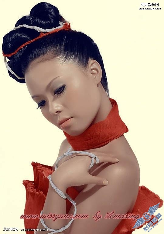 Photoshop调色教程:复古淡黄肤色美女照片