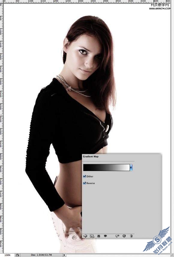 Photoshop教程:美女照片添加时尚炫舞光线特效