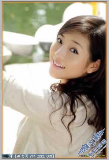 Photoshop简单给MM美白和修饰