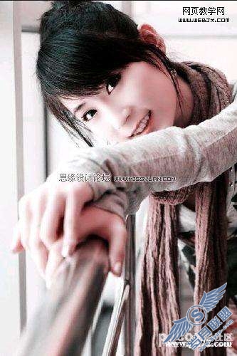 Photoshop照片处理:调出淡黄色效果美女照片