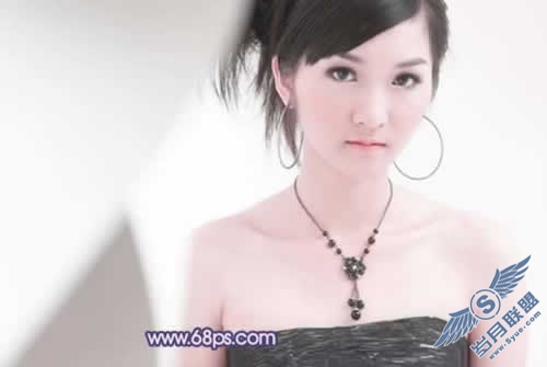Photoshop调出人物艳丽的粉色调