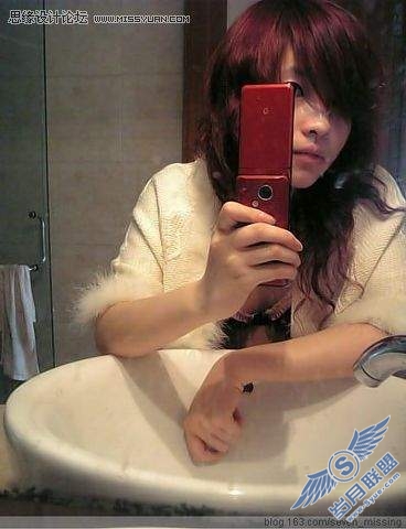 Photoshop制作<a href=http://www.syue.com/Digital/Mobile/ target=_blank class=infotextkey>手机</a>照片的颓废风格