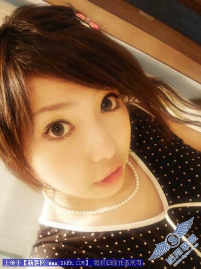 Photoshop把非主流美女的眼睫毛变长