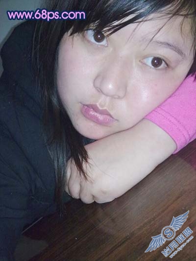 Photoshop简单给室内人像磨皮及美白