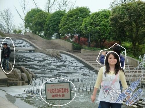 Photoshop仿制图章工具轻松抹掉照片中的多余人物