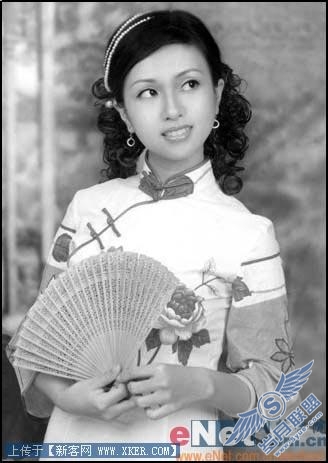 Photoshop把照片变成画像效果