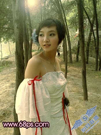 Photoshop调出偏黄照片鲜丽的红色调