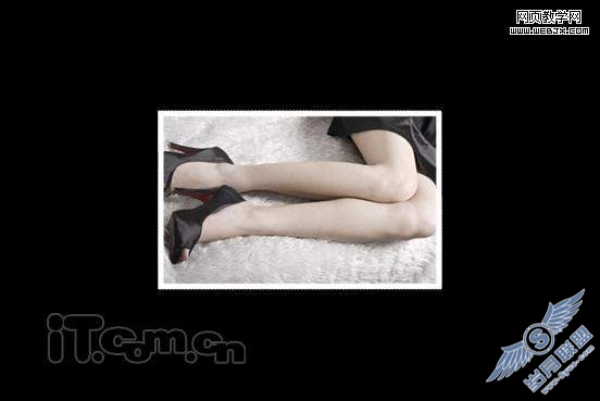 Photoshop变换选区拼接长发性感美女照片