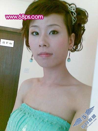 Photoshop照片处理:调出淡红质感肤色人物照片【图】_