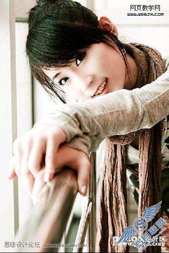 Photoshop照片处理:调出淡黄色效果美女照片