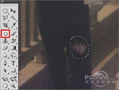 Photoshop<a href=http://www.syue.com/Digital/ target=_blank class=infotextkey>数码</a>暗房教程:修补破损的旧照片【图】_