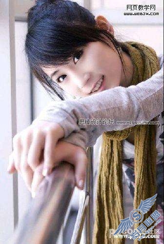 Photoshop照片处理:调出淡黄色效果美女照片