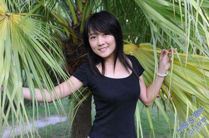 Photoshop照片处理:制作糖果色<a href=http://www.syue.com/Digital/Mobile/ target=_blank class=infotextkey>手机</a>美女照片【图】_