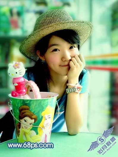 Photoshop照片处理:调色出青黄色柔和色调人物照片【图】_