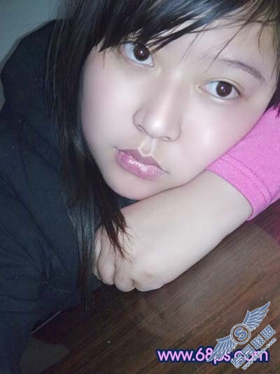 Photoshop简单给室内人像磨皮及美白