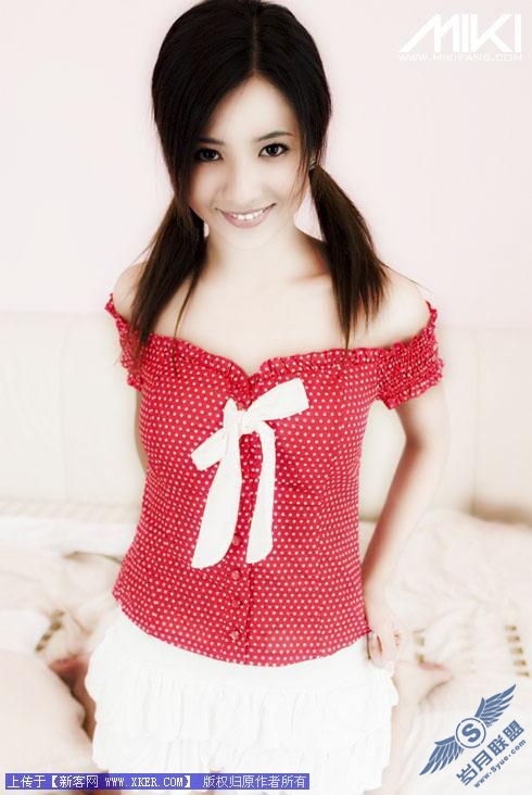 Photoshop快速制作高对比度梦幻照片效果