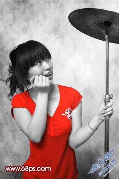 Photoshop照片处理:调色出红灰色人物照【图】_新客网