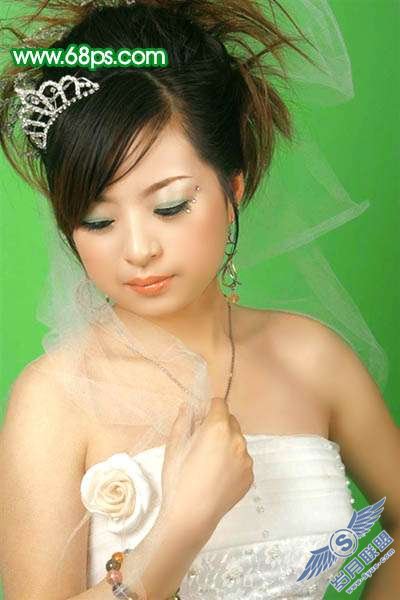 Photoshop照片处理:让偏灰的婚片再现光彩【图】_新客网