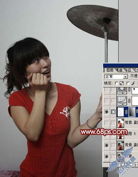 Photoshop照片处理:调色出红灰色人物照【图】_新客网