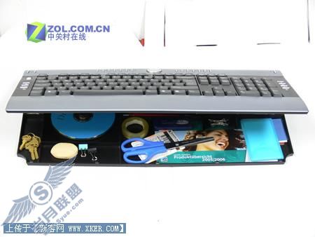 内建空间能当手提包用的怪异键盘图赏