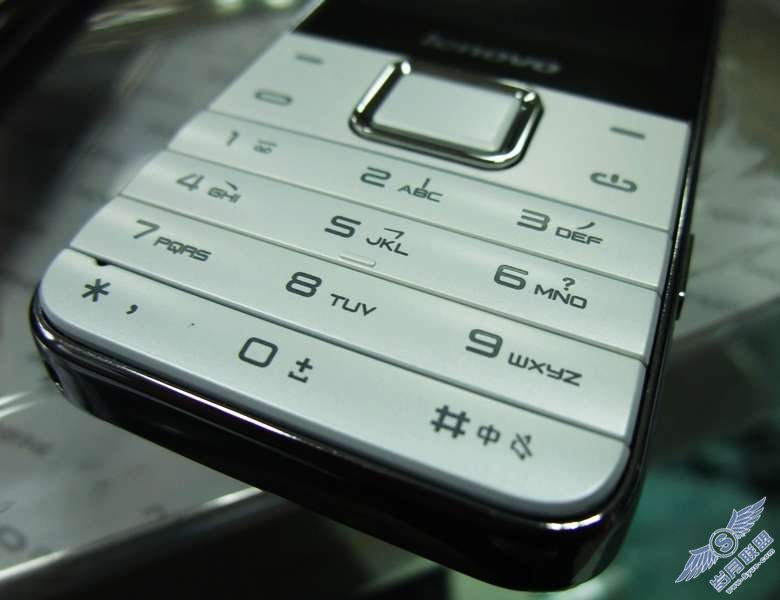 联想P50智音<a href=http://www.syue.com/Digital/Mobile/ target=_blank class=infotextkey>手机</a>量产版简评【图】_