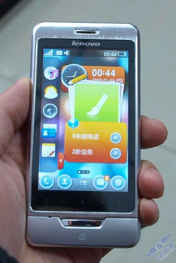 <a href=http://www.syue.com/Digital/Mobile/ target=_blank class=infotextkey>手机</a>新品联想P707简评【图】_