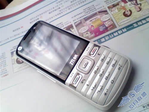 中兴U215实测——外观篇【图】_