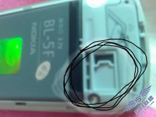 ŵ���� 6710N ��һ��Сë��