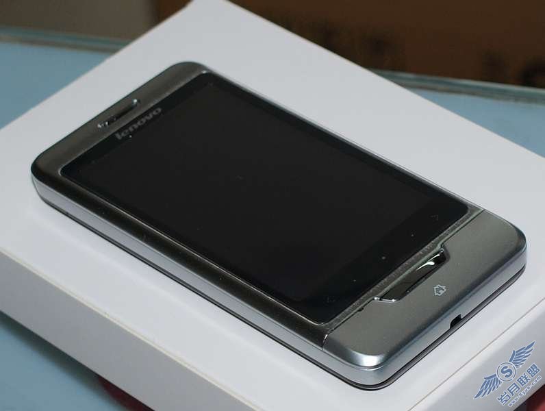 <a href=http://www.syue.com/Digital/Mobile/ target=_blank class=infotextkey>手机</a>新品联想P707简评【图】_