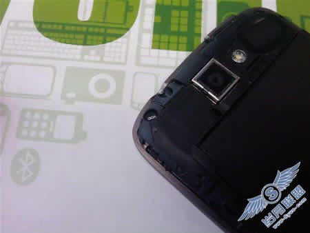 HTC开年大作谷歌Nexus One 真正比肩HD2的Android<a href=http://www.syue.com/Digital/Mobile/ target=_blank class=infotextkey>手机</a>【图】_