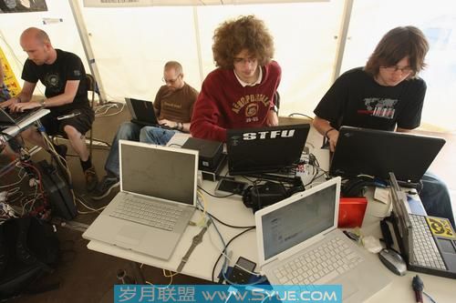 点击图片看楼主的相册