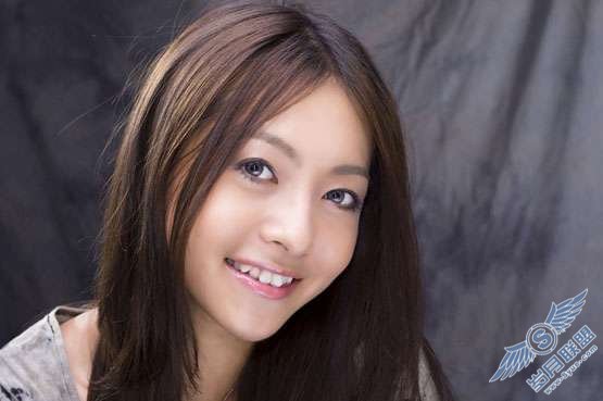 Photoshop美容:用选区美化人物脸部皮肤